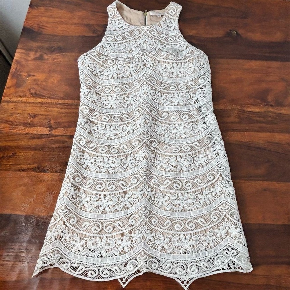 Lavender Brown Women's White Lace Mini Dress Sleeveless Party/Cocktail S